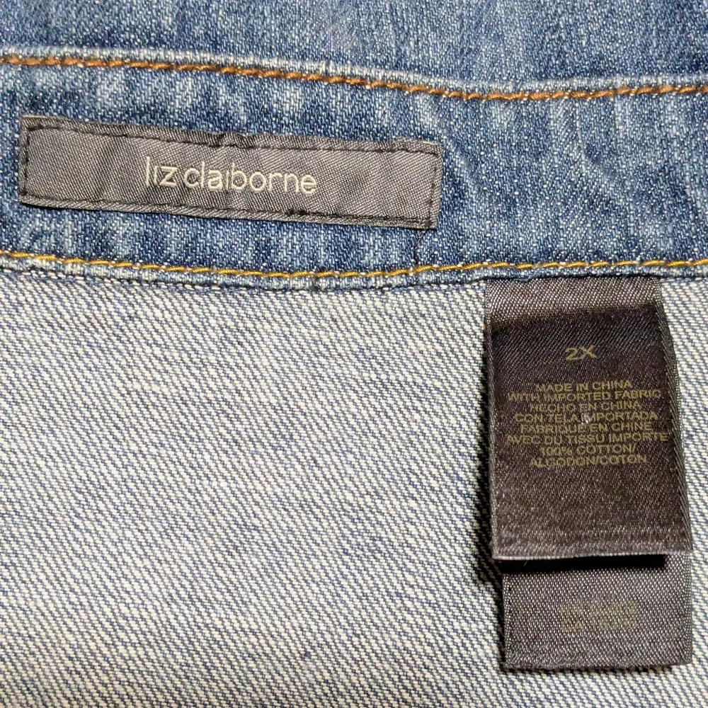 Liz Claiborne Denim Jean Jacket Blue 100% Cotton Button Chest Pockets 2X Plus Sz